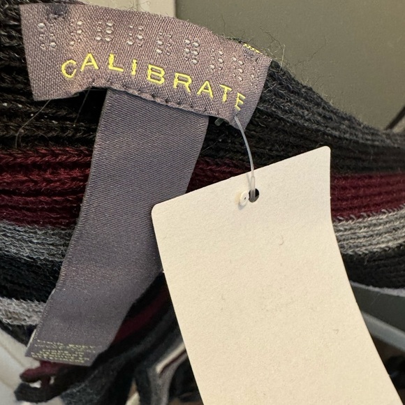 Nordstrom "calibrate" scarf. NWT. Multi fall colors - Picture 3 of 4